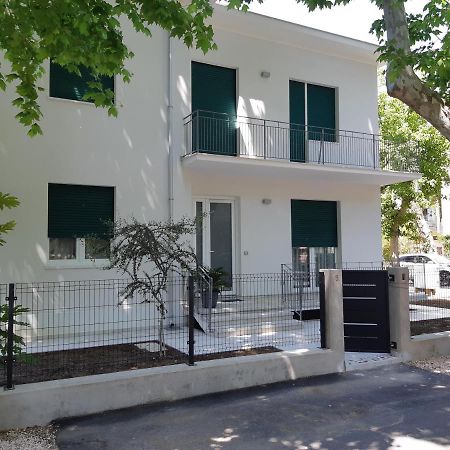 Villa Lina Rimini Exterior photo